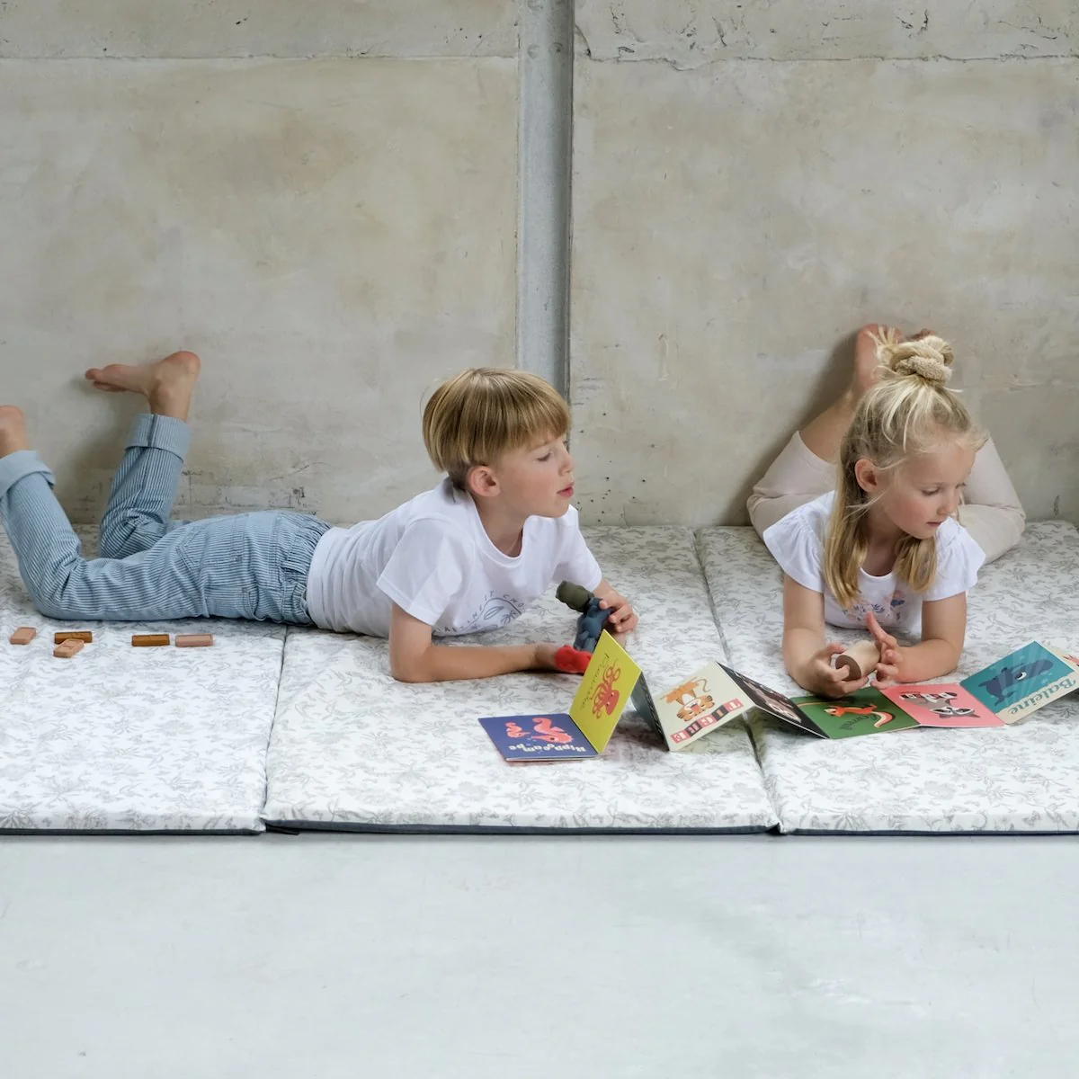 Housse x Tartine&Chocolat gris - Boutique Maman & motifs Bébé – Produits Essentiels au Quotidien
