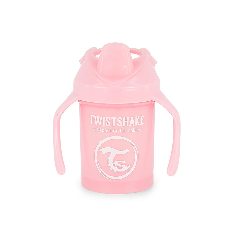 Twistshake Tasse enfant mini cup 230 ml 4m+ rose pastel - ​Boulangerie-Pâtisserie | Pain au Levain & Viennoiseries​ Pain au chocolat et croissant pur beurre, viennoiseries sur une table en  bois rustique avec pots