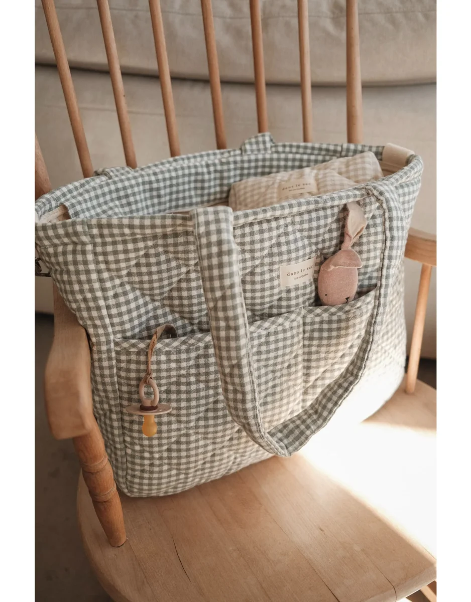 Sac à couche - Vichy sauge - Dans le sac - Boutique Maman & Bébé – Produits Essentiels au Quotidien - Sac imperméable