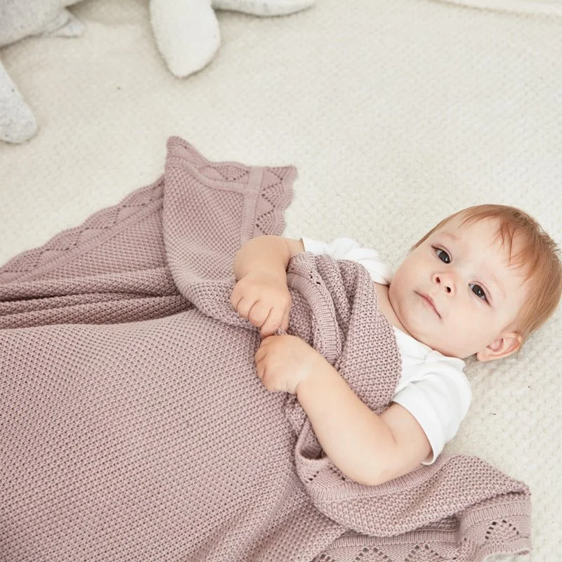 Couverture Bebe | Fleur de Lotus™ - Boutique Bébé en Ligne : Soins, Jouets et Articles Maison - {'count': 1, 'name': 'Cape'}