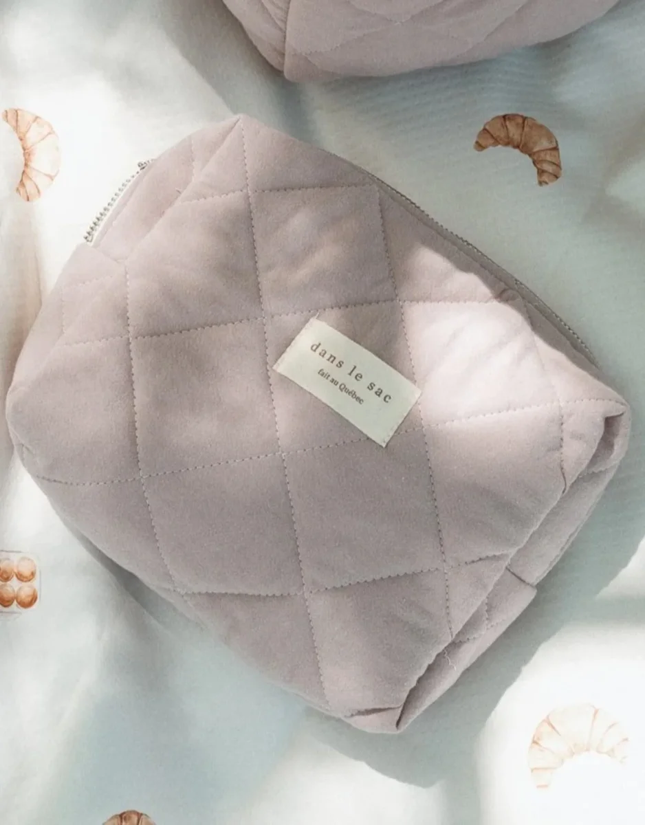 Pochette MAMA Lilas sac Boutique Maman Bébé Produits Essentiels Quotidien