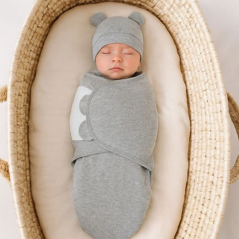 Couverture emmaillotage bébé - Boutique Maman & Bébé – Produits Essentiels au Quotidien momcozy Couverture Emmaillotage Bébé, Fermeture Silencieuse, Convient aux  Nourrissons de 0-3 Mois, Réduit Le Réflexe de Sursaut, Indispensable pour  Nouveaux Parents, Paquet de 2, Feuilles de