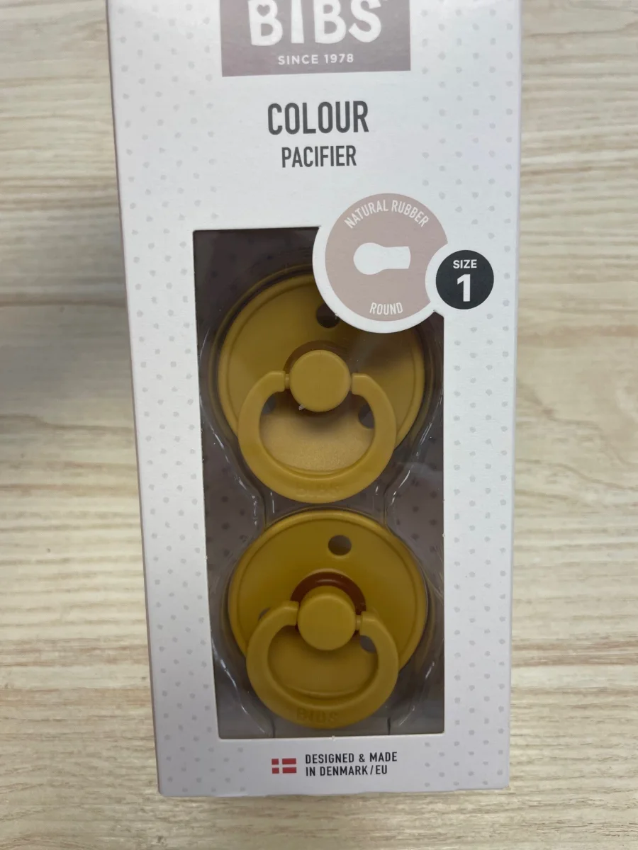 Suces bibs – Jaune moutarde – 0 mois et plus (size 1) - ​Boulangerie-Pâtisserie | Pain au Levain & Viennoiseries​ Grandy