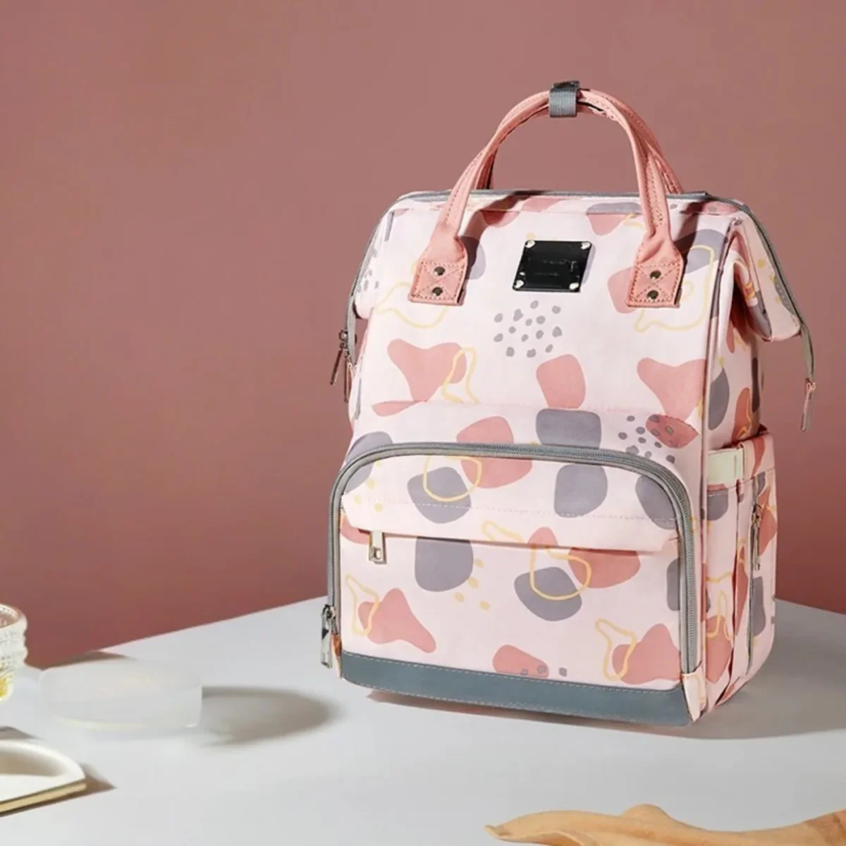 Sac à dos à langer | complice pratique - Boutique Bébé en Ligne : Soins, Jouets et Articles Maison - {'count': 1, 'name': 'grande'}