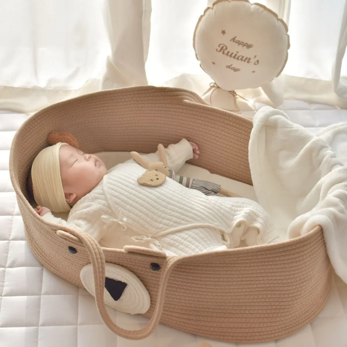 Couffin - Ours Brun - Boutique Maman & Bébé – Produits Essentiels au Quotidien Produits AMP Diapers | Minis Humains