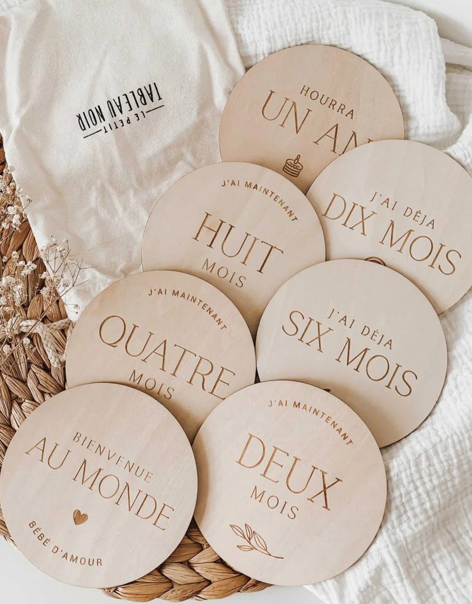 Pastilles bois Grossesse 1an petit tableau noir Boutique Maman Bébé Produits Essentiels Quotidien