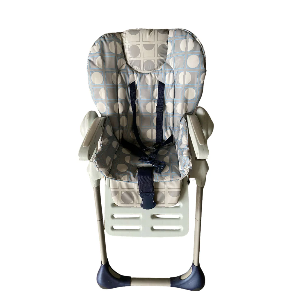 Chaise haute - Boutique Maman & Bébé – Produits Essentiels au Quotidien Chaise haute FORMULA BABY : Comparateur, Avis, Prix
