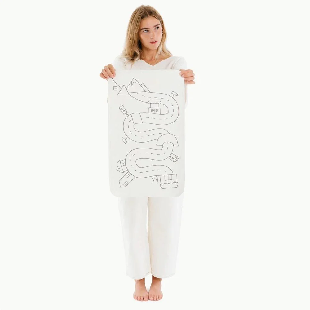 Gathre - Tapis Multi-Usage Micro - Canyon||Gathre - Multipurpose Leather Mat Micro - Canyon - Boutique Bébé en Ligne : Soins, Jouets et Articles Maison Tapis Aquadoodle classique 4 couleurs avec ardoise double face offerte Tomy  | King Jouet France - Dessin et peinture