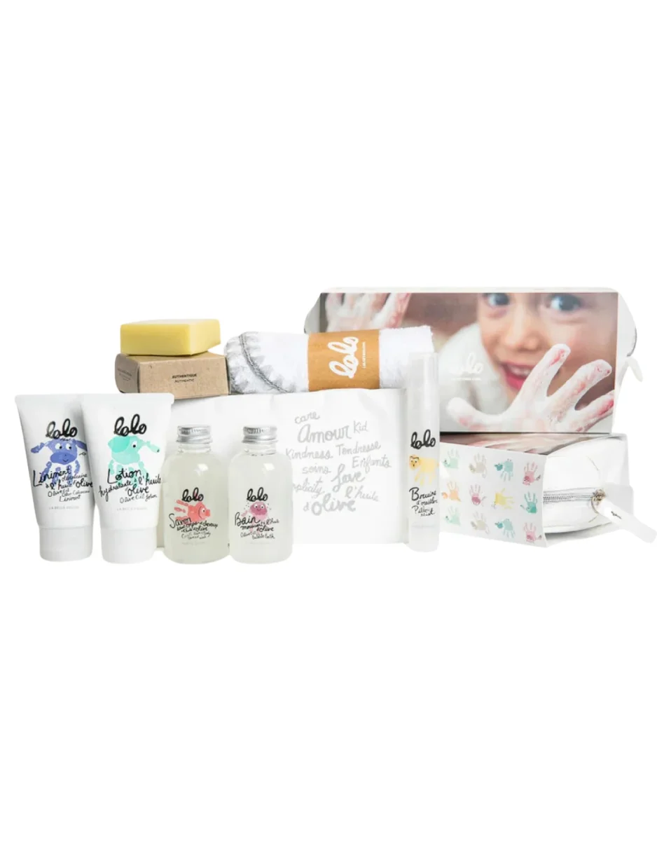 Trousse de voyage - Lolo et moi - Boutique Maman & Bébé – Produits Essentiels au Quotidien Ma petite trousse bébé trousse de soin bleu Plic - trousse des essentiels  pour bébé