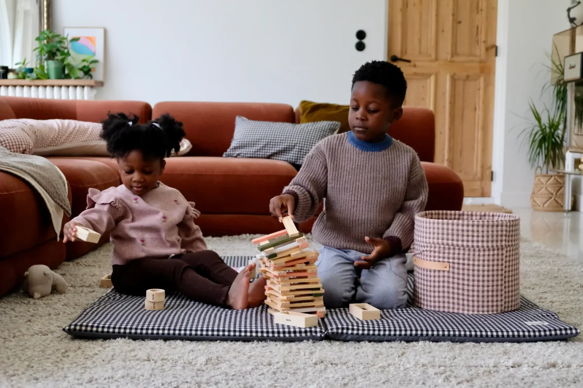 Housse Vichy Réglisse - Boutique Maman & Bébé – Produits Essentiels au Quotidien - {'count': 1, 'name': 'A.M.'}