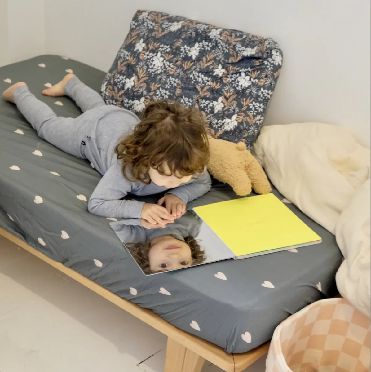 Drap Housse Love Affair Eucalyptus - Boutique Maman & Bébé – Produits Essentiels au Quotidien Drap housse pur coton bio pour lit bébé eucalyptus - Kadolis