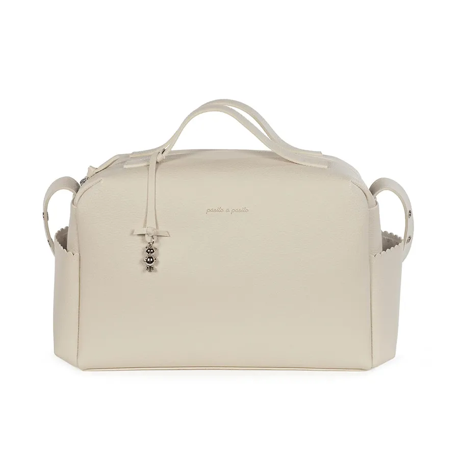 Sac à langer Icon Cream - Édition Limitée – L’Art de la Table Française en Promotion ! Sac à langer Toile de Jouy - Tartine et Chocolat | File dans ta chambre