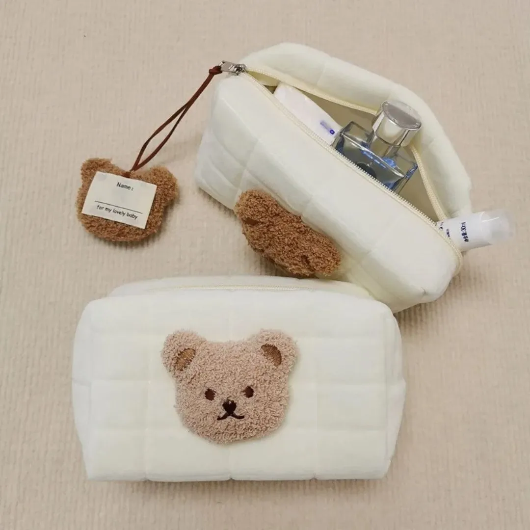 Trousse de toilette bébé – Compacte, imperméable et organisée pour les sorties avec bébé - Éclairage de qualité avec frais de port offerts - {'count': 1, 'name': 'puériculture'}