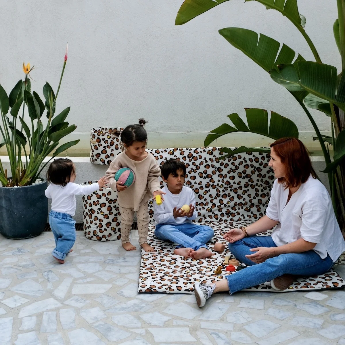 Rallonge Léopard - Boutique Maman & Bébé – Produits Essentiels au Quotidien Câble d'extension sur enrouleur avec 4 prises 50m silicone IP44 | Lumimania