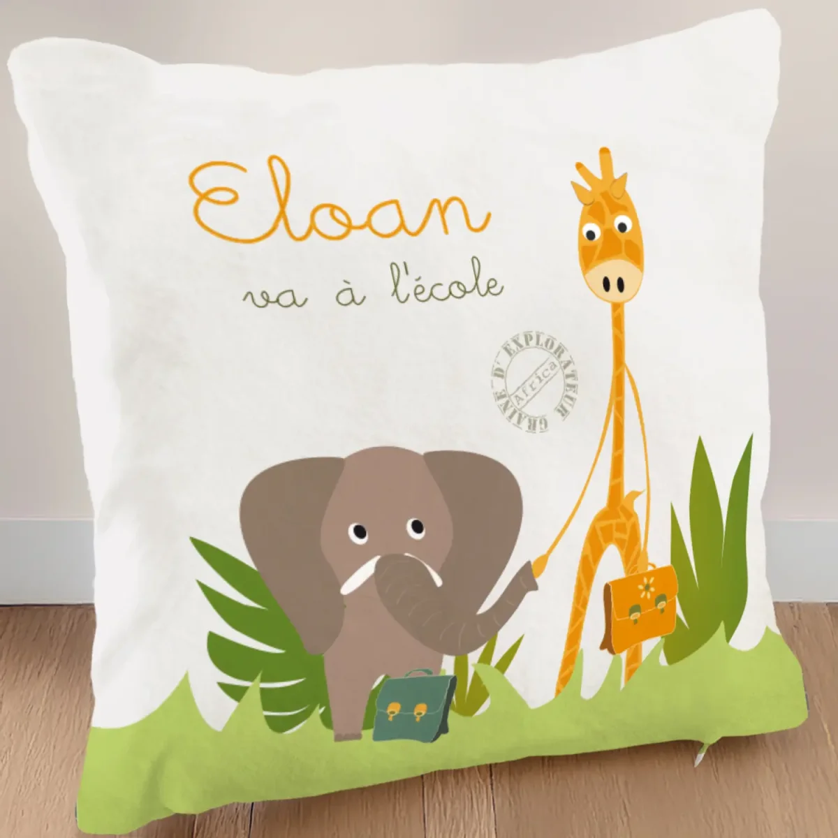 Coussin de la girafe et de l'éléphant partant à l'école - Boutique Bébé en Ligne : Soins, Jouets et Articles Maison - fisher price girafe éléphant école ligne soin jouet article