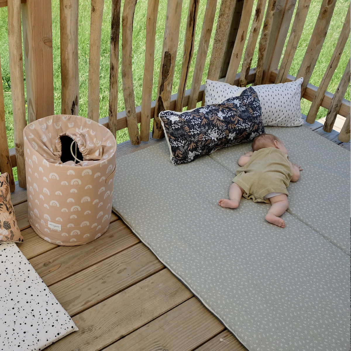 Housse Cueillette Sauge - Boutique Maman & Bébé – Produits Essentiels au Armoire Quotidien