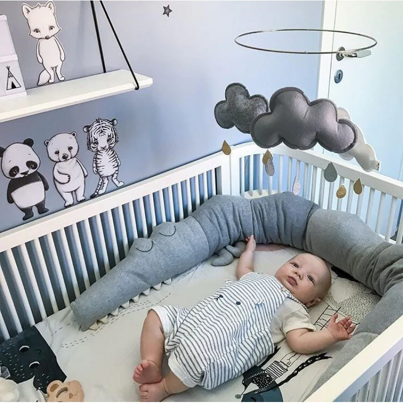Tour de Lit Bébé - Crocodile - Boutique Maman & Bébé – Produits Essentiels au Quotidien - {'count': 1, 'name': 'Inversé'}