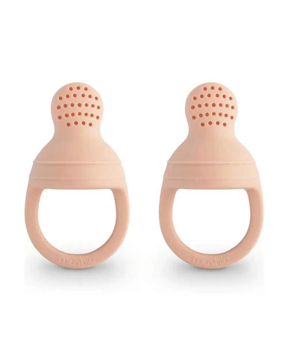 Duo de Bebe Sucettes Grignoteuses en Silicone Blush | Mushie - Univers maison et accessoires utiles pour une vie simplifiée