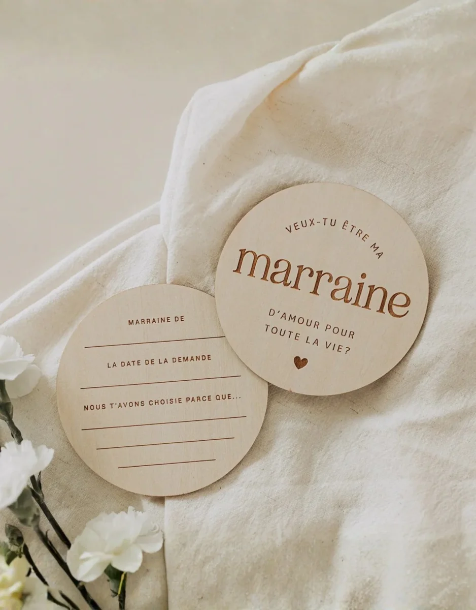 Pastille de bois recto/verso - Marraine - Le petit tableau noir - Boutique Maman & Bébé – Produits Essentiels au Quotidien - {'count': 11, 'name': 'bébé'}