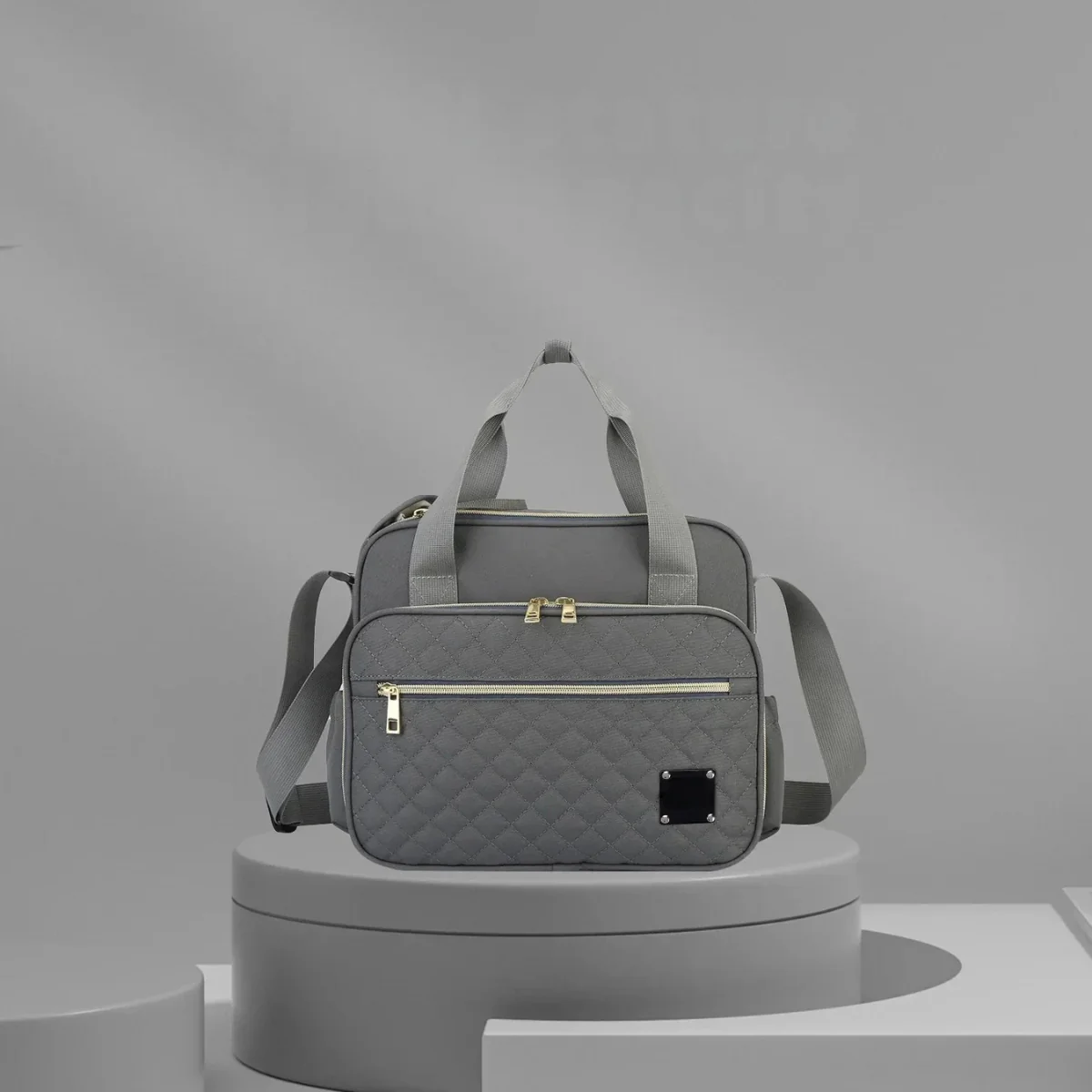 Petit sac à langer | luxe nomade - Boutique Bébé en Ligne : Soins, Jouets et Articles Maison - {'count': 3, 'name': 'Bugyup'}