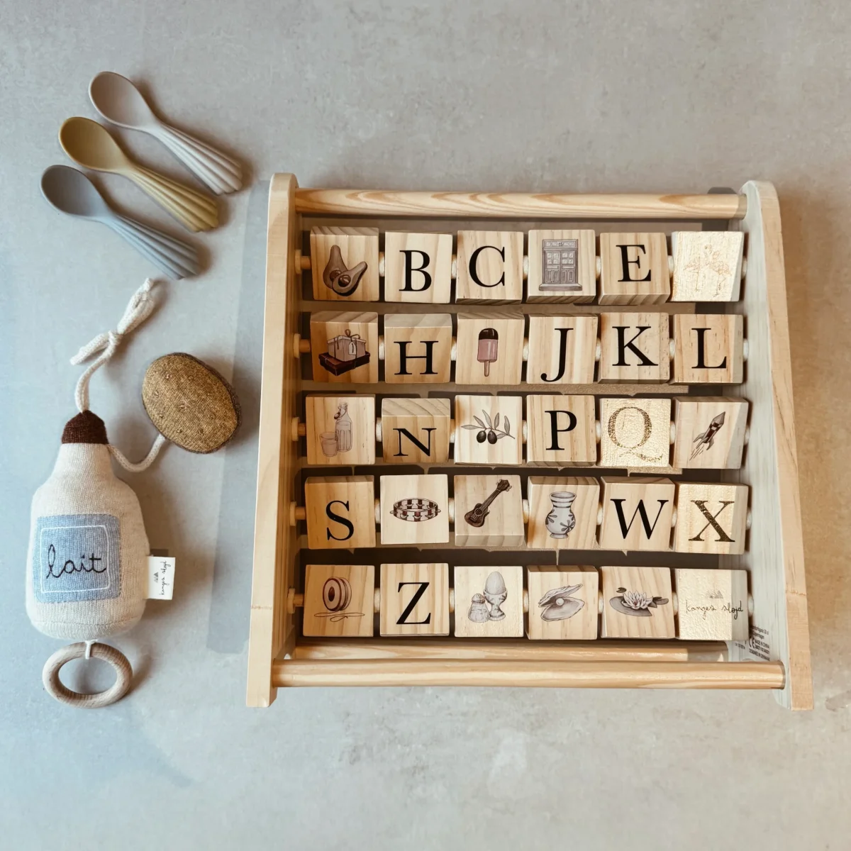 Panier Provisions Cadeau - Édition Éveil || Gift Basket - Awakening Edition - Boutique Bébé en Ligne : Soins, Jouets et Articles Maison