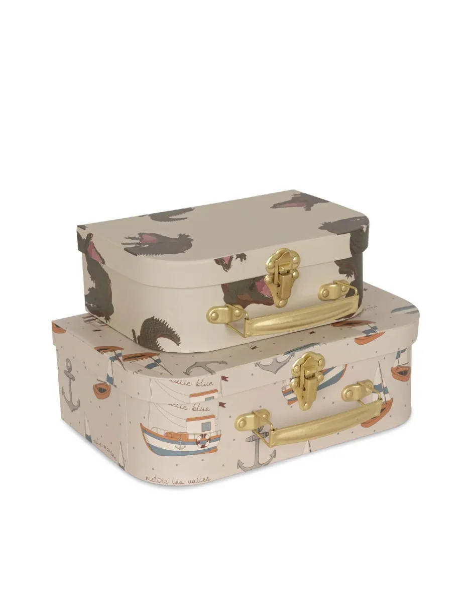 Ensemble de 2 valises en carton - Crocodile - Konges Sløjd - Boutique Maman & Bébé – Produits Essentiels au Quotidien Coffret Cadeau Bébé Spice Garden – Oli&Carol
