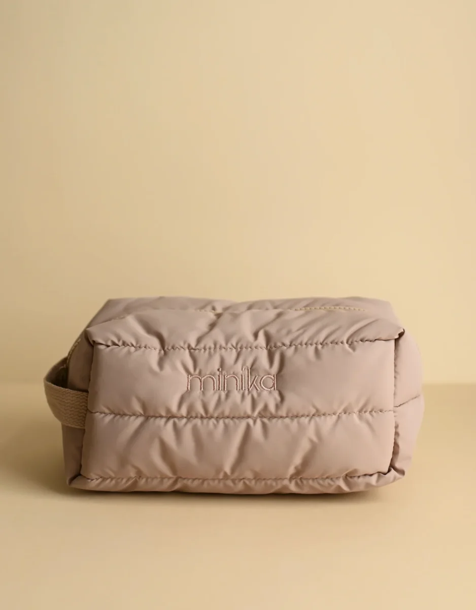 Pochette de rangement - Latte - Minika - Boutique Maman & Bébé – Produits Essentiels au Quotidien Sac de Rangement pour Poussette avec bandoulière à utiliser comme sac  fourre-tout, avec 2 Crochets, pour les Produits Pour bébé - Cdiscount  Puériculture & Eveil bébé