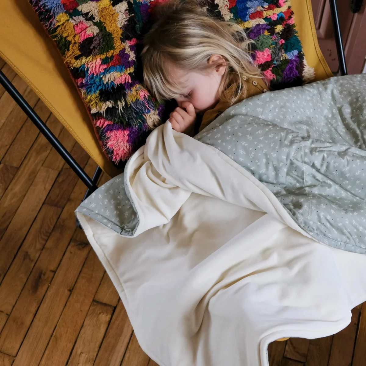Maxi Douillette Cueillette Sauge - Boutique Maman & Bébé – Produits Essentiels au Quotidien Orange Baby Terror : la tête d'ampli 20W qui tient dans un sac à dos