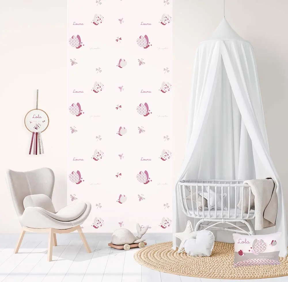 Lé de papier Jouets peint personnalisé papillons et autres petites ailes - Boutique Bébé en Ligne : Soins, Jouets et Articles Maison